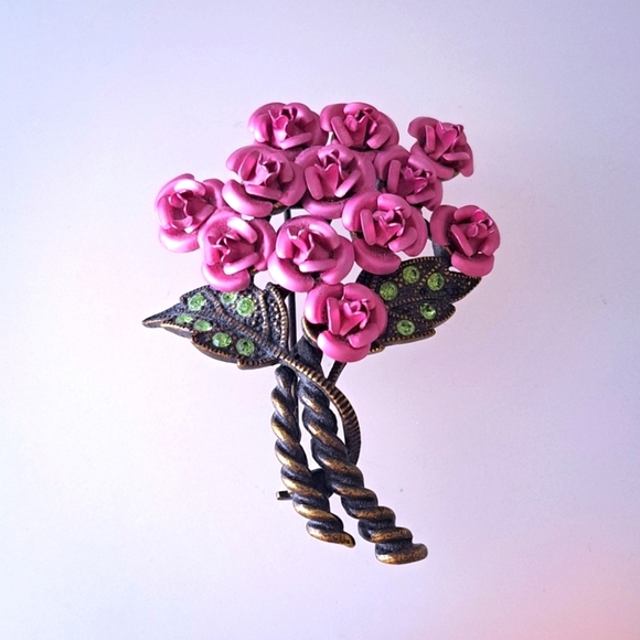 Avon Jewelry - Vintage AVON Floral Rose Boquet Brooch